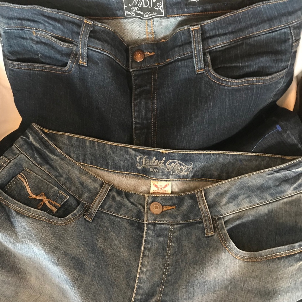 2pair of Jeans for the price of 1.  Sz 14
